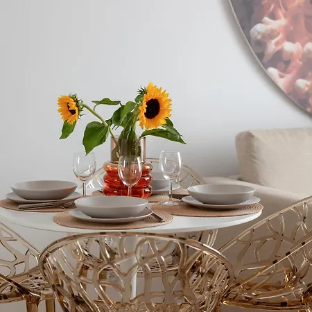 Coral W Sianozetach Z Dostepem Do Sezonowego Basenu I Tarasu Na Dachu By Renters Sianozety